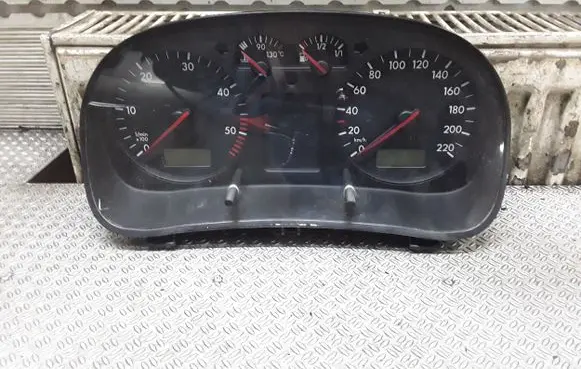 Volkswagen Golf IV Speedometer (instrument cluster) 1J0919861B
