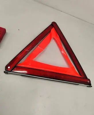 Volkswagen PASSAT B6 Emergency warning sign 27R030017