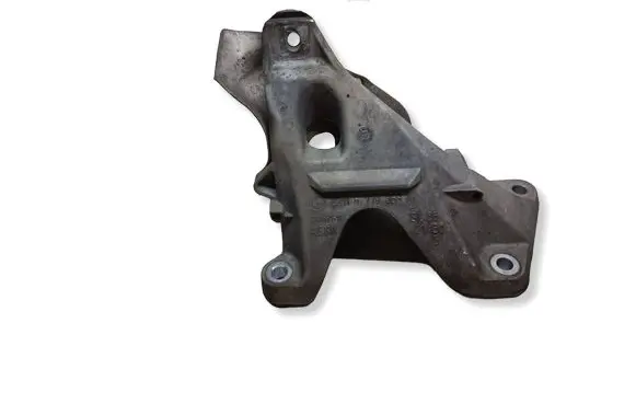 BMW 3 E92 E93 Engine mounting bracket 6779368 22116779368