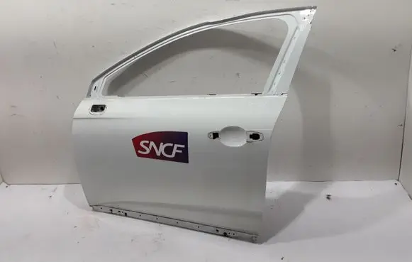 Renault Clio V Door (2 Door Coupe) 801117899R