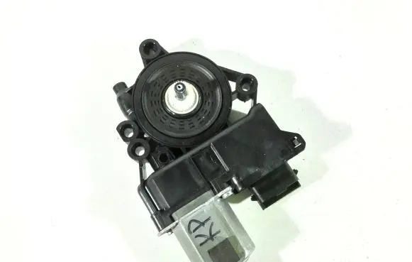 KIA Xceed Front door window regulator motor 82450J7010 1137329020 F00S1W2274