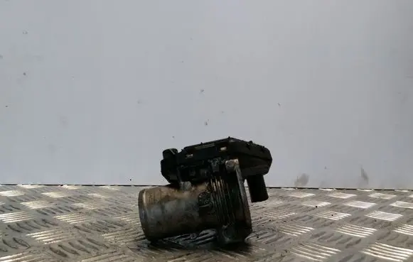 Renault Scenic II - Grand scenic II Electric throttle body valve 8200302798D