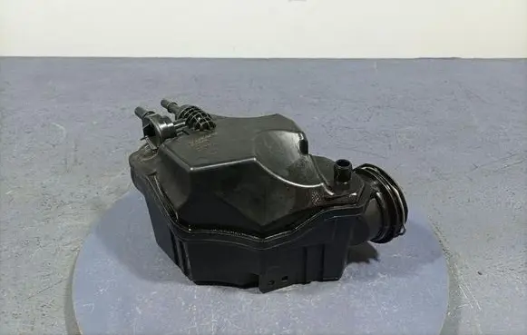 Volvo XC60 Air filter box 32298336