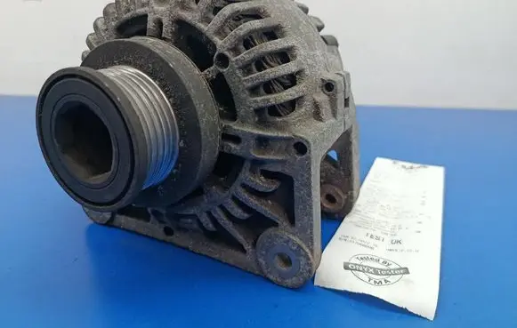 Renault Clio II Generator/alternator 8200100907