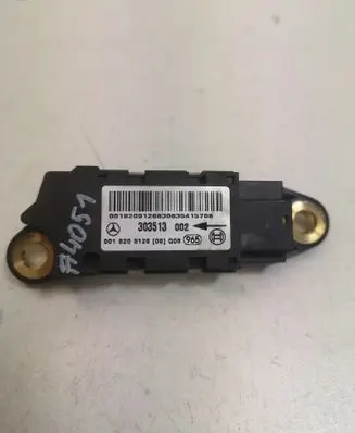 Mercedes-Benz E W211 Airbag deployment crash/impact sensor 0018209126