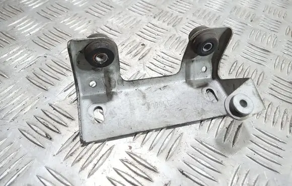 Land Rover Range Rover L322 Webasto auxiliary heater mount bracket 97904C