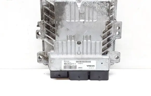 Volvo V70 Engine control unit/module 31355712