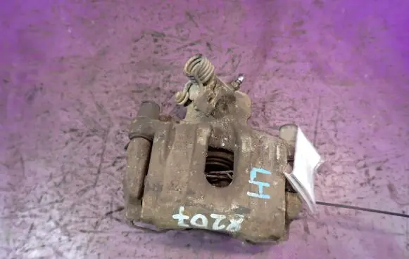 Mazda 3 II Rear brake caliper