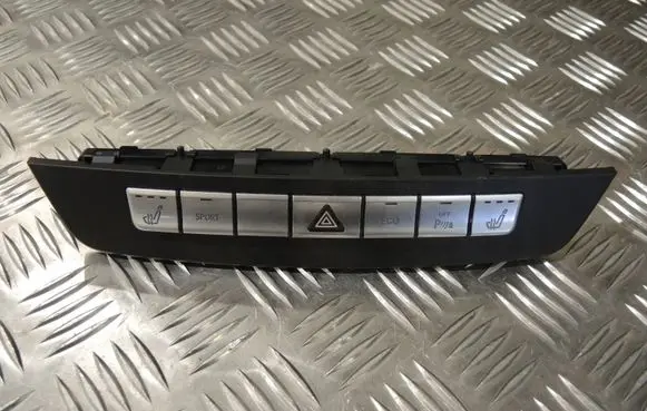 Mercedes-Benz C W204 Tailgate/trunk/boot open switch W2049050902