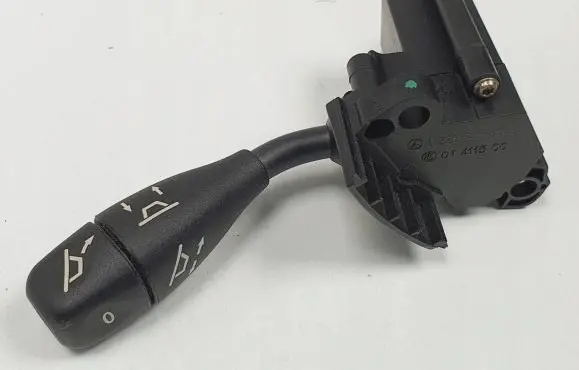 Mercedes-Benz S W220 Steering wheel adjustment switch A2205450022