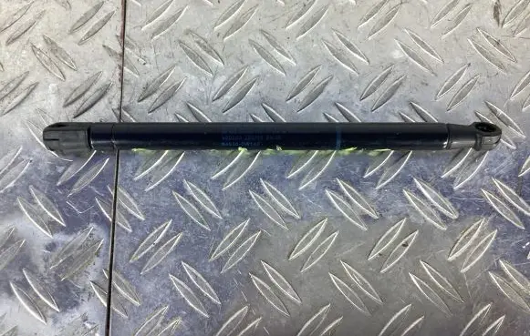 Lexus RC Tailgate strut 645300W140