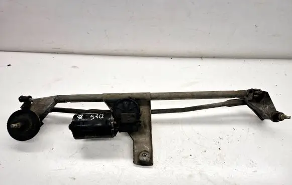 Volvo S70 V70 V70 XC Front wiper linkage and motor 9169321 0390241133 058980330