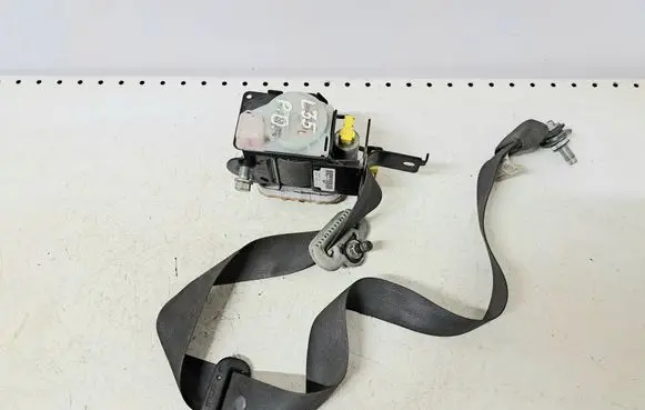 Honda Accord Front seatbelt