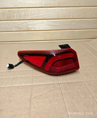 Hyundai Kona I Rear/tail lights 92401J96 R1TS1Y02 92401J95