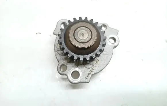 Hyundai i30 Oil pump 190409--1397
