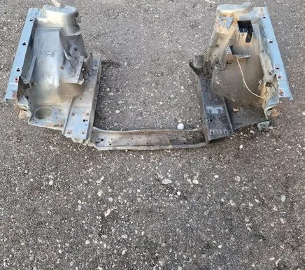 BMW 7 E32 Front quarter panel