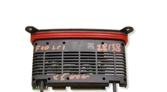 BMW 5 F10 F11 Light module LCM 7316187 8240622 535217881