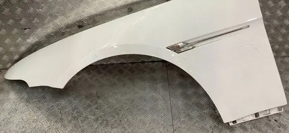 BMW 6 E63 E64 Fender BMW650I E63E64