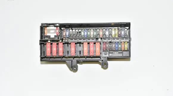 BMW 7 E65 E66 Fuse module 6900582