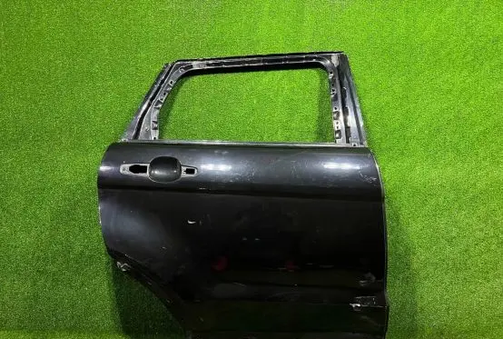 Land Rover Evoque II Rear door