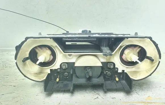 Nissan Pulsar Climate control unit 275103ZL0AC 275103ZL0A