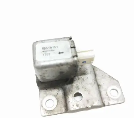 Mitsubishi i-MiEV Airbag deployment crash/impact sensor 8651A151 W002T03081