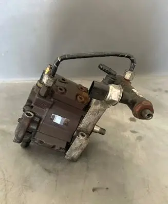 Land Rover Range Rover Sport L320 Fuel injection high pressure pump A2C20003757 4S7Q9B395AK