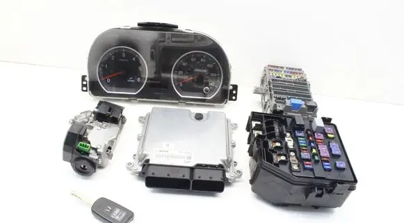 Honda CR-V Engine ECU kit and lock set 37820RFWG03 0281016326
