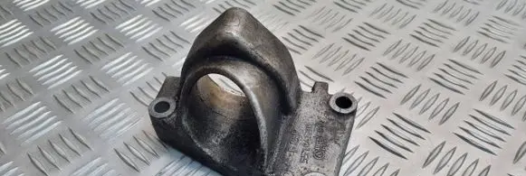 Opel Zafira B Driveshaft support bearing bracket 55184510