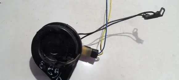 Peugeot 407 Horn signal E9703881157
