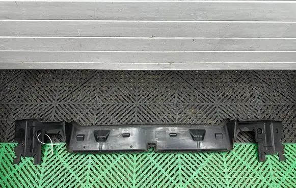 BMW X3 G01 Intercooler air guide/duct channel 7399997