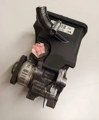 BMW X5 E53 Power steering pump 6762279 7692974533 66227901