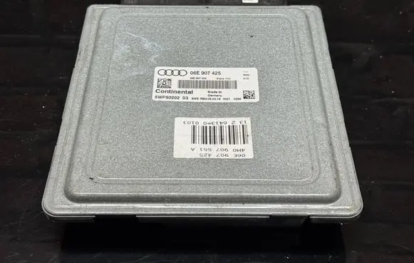 Audi Q7 4M Engine control unit/module 06E907425 5WP5020203