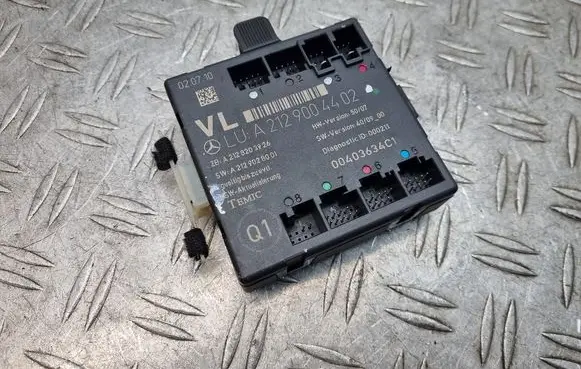 Mercedes-Benz C W204 Door control unit/module A2129004402