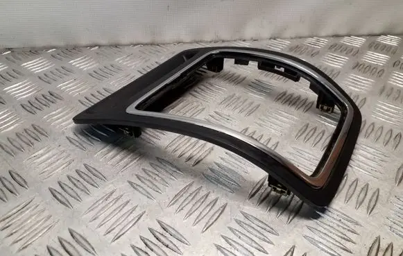 Jeep Patriot Gear shifter surround trim plastic 1JM53TRMAA