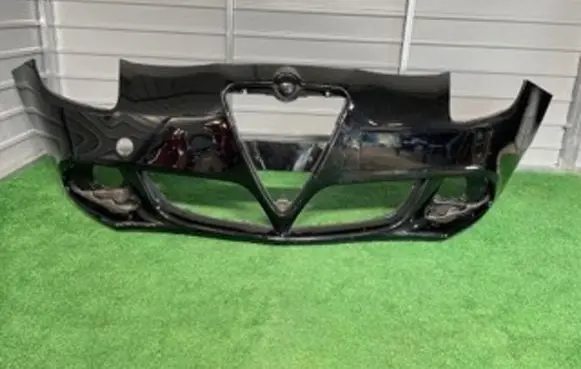 Alfa Romeo Giulietta Front bumper