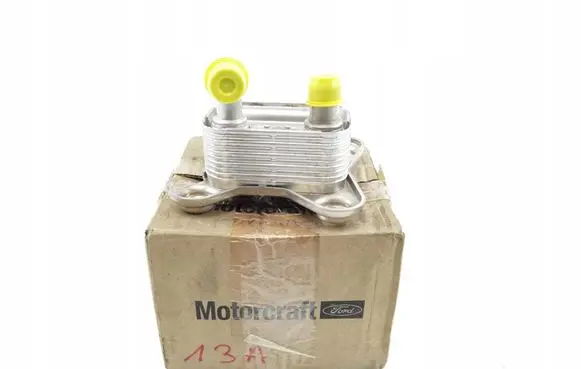 Ford Focus Engine oil radiator 1079204
