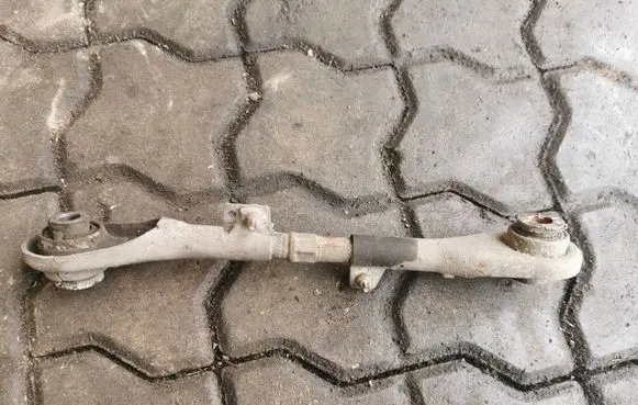 Peugeot 508 RXH Rear suspension camber bolt 
