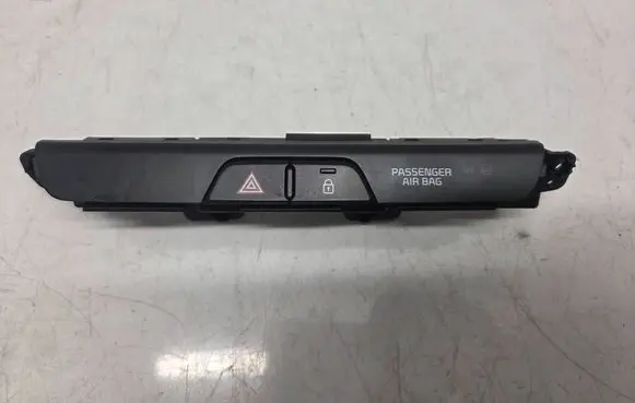 KIA Stonic Hazard light switch 93790H8010WK 4D63611000 20170725