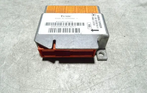 Mercedes-Benz E W210 Airbag control unit/module 0018200026