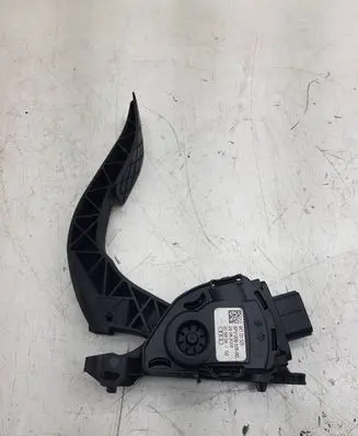 Audi A4 S4 B8 8K Accelerator throttle pedal 8K1721523 24062008 6PV00950500