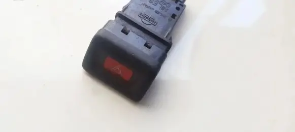 Hazard light switch