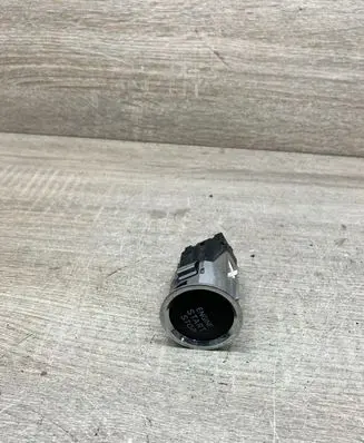 Toyota Corolla E110 Engine start stop button switch 6842L41B