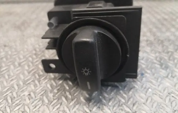 Mercedes-Benz A W169 Light switch 1695453004