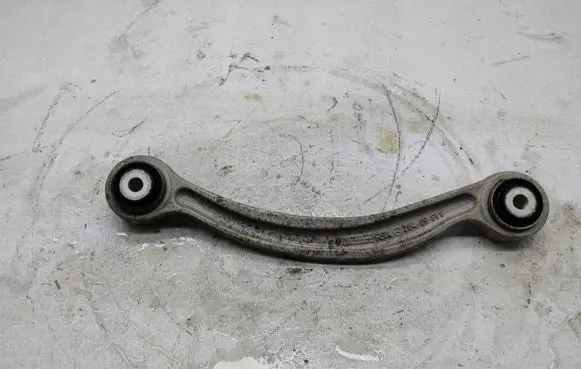 Mercedes-Benz C W205 Rear control arm 20409FI