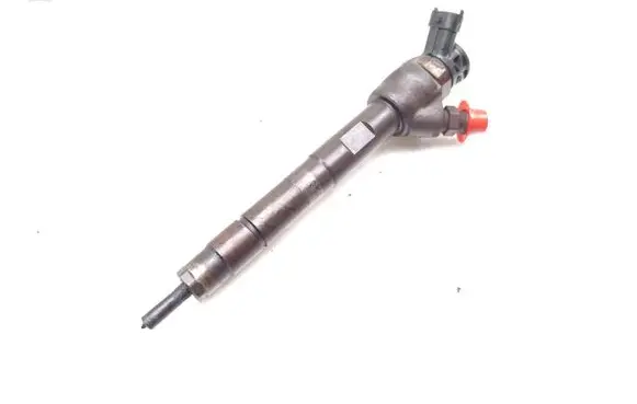 Land Rover Discovery Sport Fuel injector G4D3-9K546-AB 0445111020