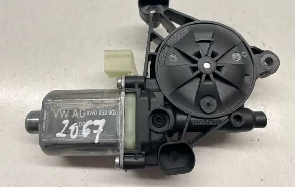 Audi Q8 Front door window regulator motor 8W0959802
