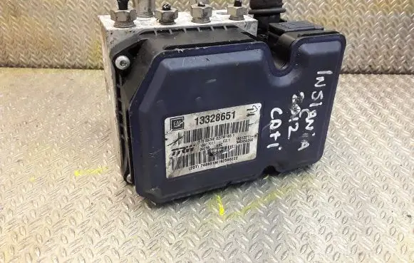 Opel Insignia A ABS Pump 13328651 3228651