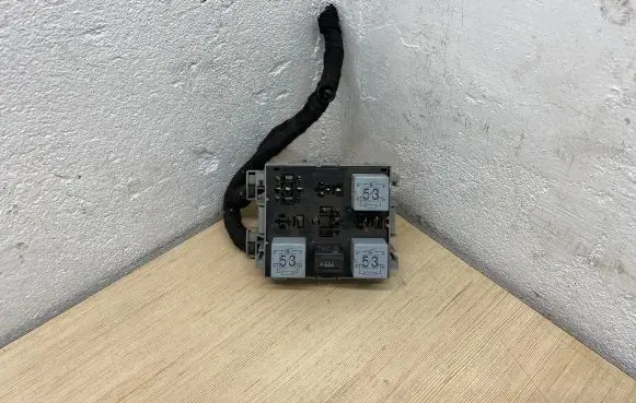 Volkswagen Touareg I Fuse box set 7L0937503A