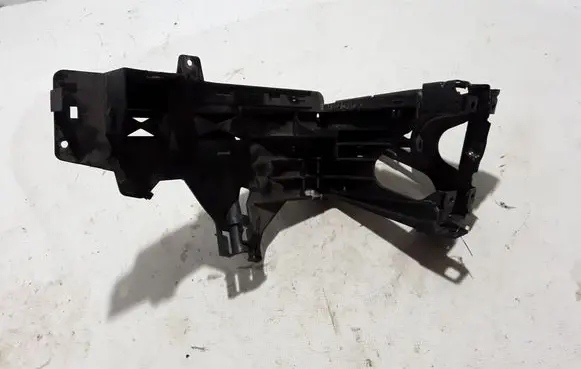 BMW 5 F10 F11 Headlight/headlamp mounting bracket 7200794